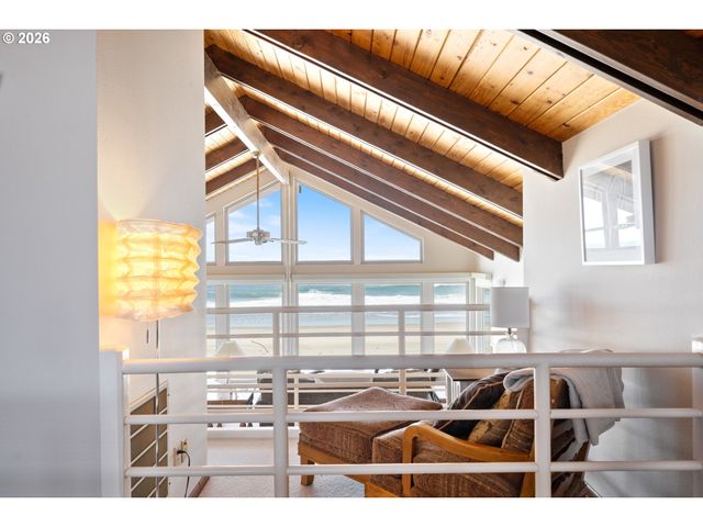 34650 OCEAN Dr, Pacific City, OR 97135