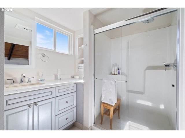 34650 OCEAN Dr, Pacific City, OR 97135