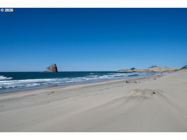 34650 OCEAN Dr, Pacific City, OR 97135