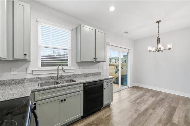 427 Bee Cove Way, Pendleton, SC 29670