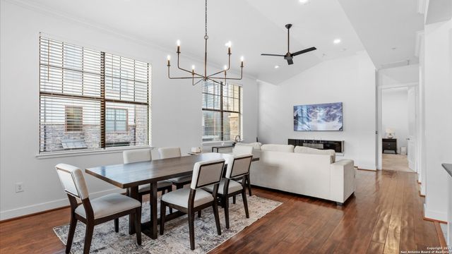 7342 Oak Manor Dr Apt 6204, San Antonio, TX 78229