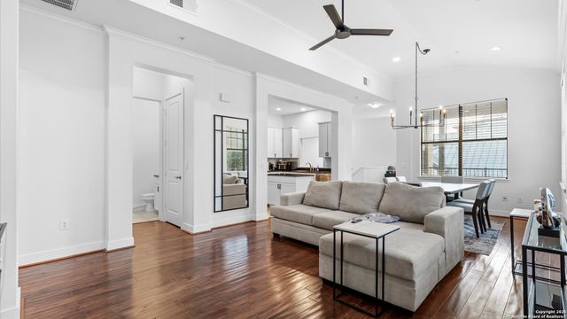 7342 Oak Manor Dr Apt 6204, San Antonio, TX 78229