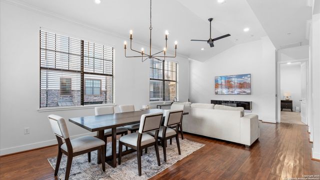 7342 Oak Manor Dr Apt 6204, San Antonio, TX 78229