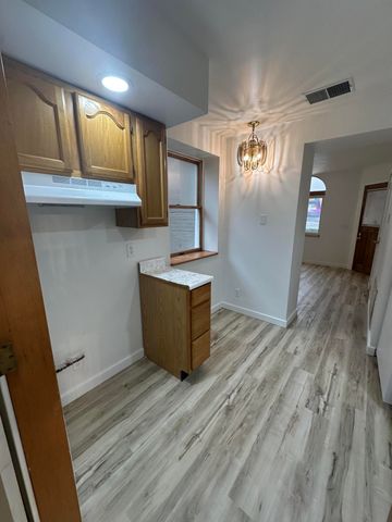 806 Maple Avenue, La Porte, IN 46350