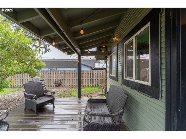 607 GETCHELL St, Amity, OR 97101