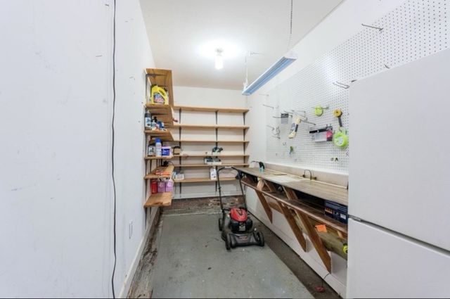 317 E Killarney Lake, Moore, SC 29369