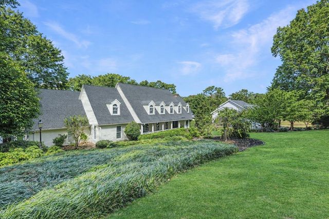 317 E Killarney Lake, Moore, SC 29369