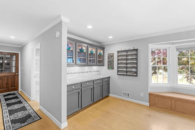 317 E Killarney Lake, Moore, SC 29369