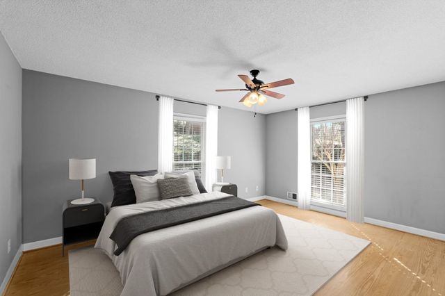 317 E Killarney Lake, Moore, SC 29369