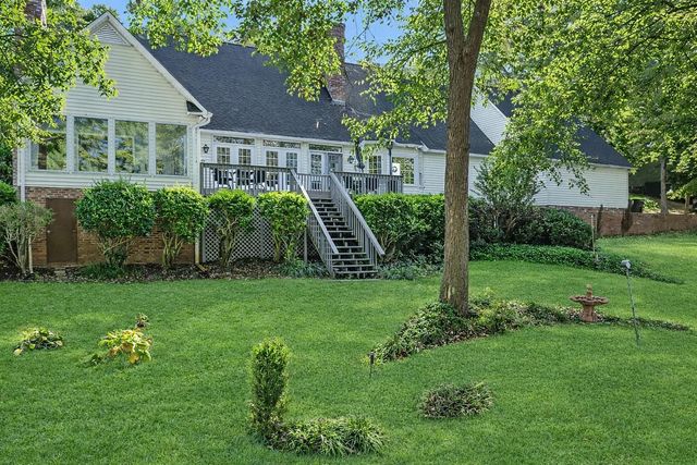 317 E Killarney Lake, Moore, SC 29369