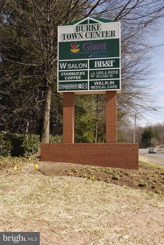 10805 PAYNES CHURCH DR, Fairfax, VA 22032