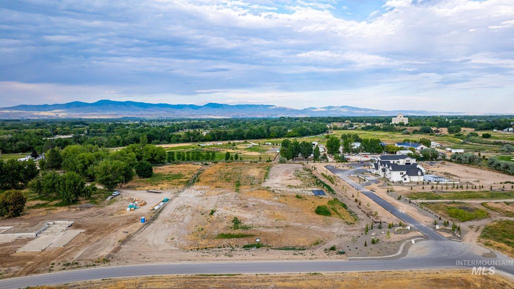 7782 N Hawks Beard Ln, Eagle, ID 83616 photo 9