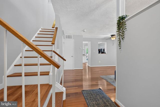 9520 MELROSE SQUARE WAY, Gaithersburg, MD 20882