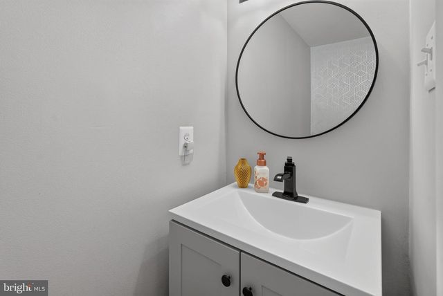 9520 MELROSE SQUARE WAY, Gaithersburg, MD 20882