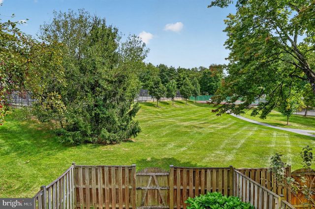 9520 MELROSE SQUARE WAY, Gaithersburg, MD 20882