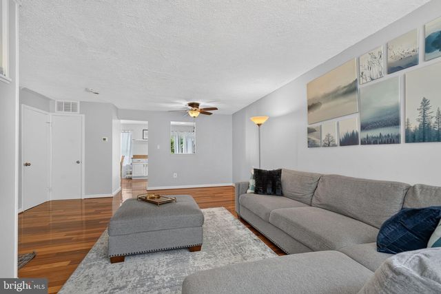 9520 MELROSE SQUARE WAY, Gaithersburg, MD 20882