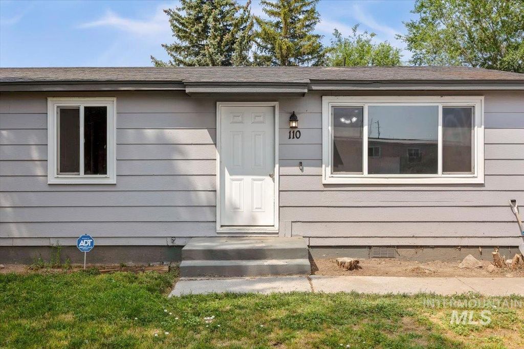 110 Park St N, Hazelton, ID 83335 photo 3