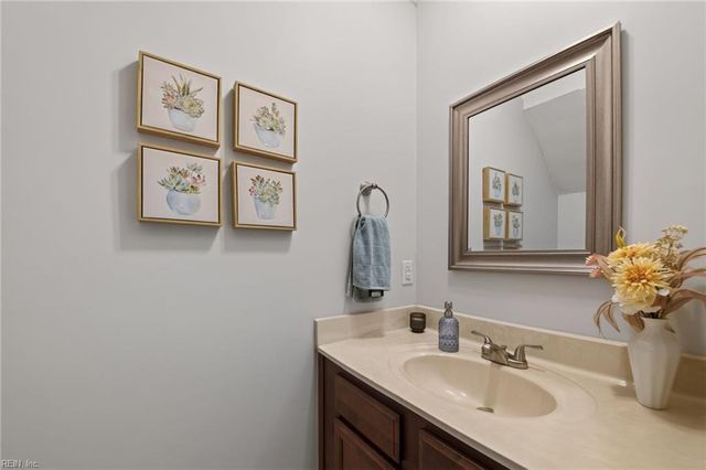 3407 Wisecamp CT, Chesapeake, VA 23323