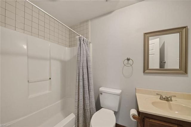 3407 Wisecamp CT, Chesapeake, VA 23323
