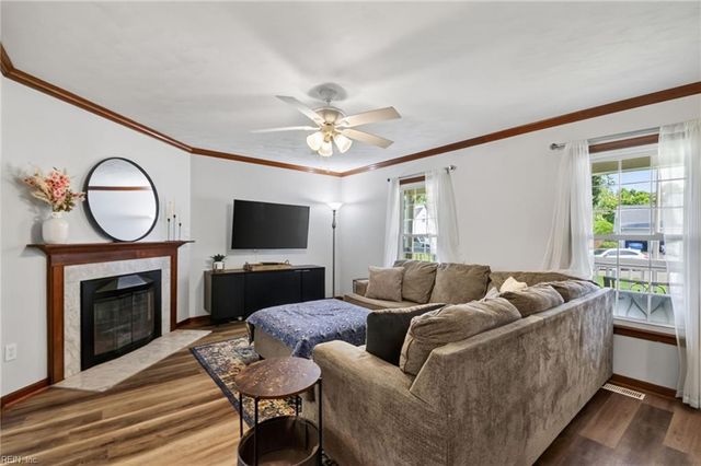 3407 Wisecamp CT, Chesapeake, VA 23323