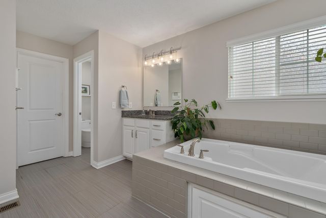 10197 Bayberry Way, Plain City, OH 43064