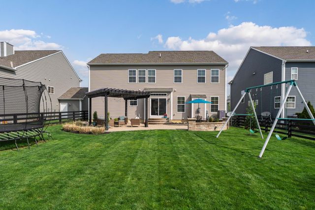 10197 Bayberry Way, Plain City, OH 43064