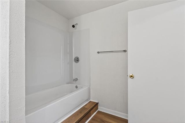 2505 Lofurno RD, Chesapeake, VA 23323