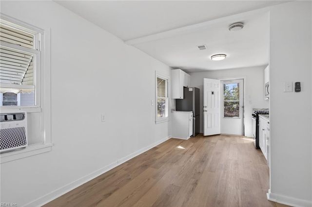 2505 Lofurno RD, Chesapeake, VA 23323