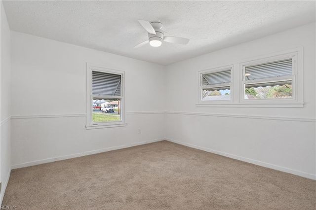 2505 Lofurno RD, Chesapeake, VA 23323