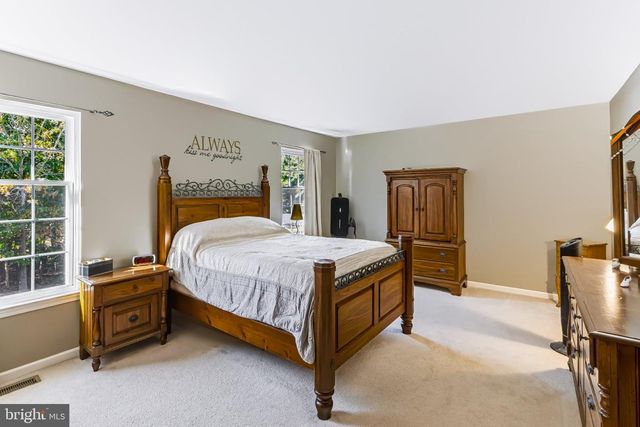 1402 ENDINGO AVE, Williamstown, NJ 08094
