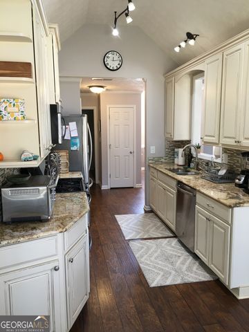 190 Hidden Brook Trail, Fayetteville, GA 30215