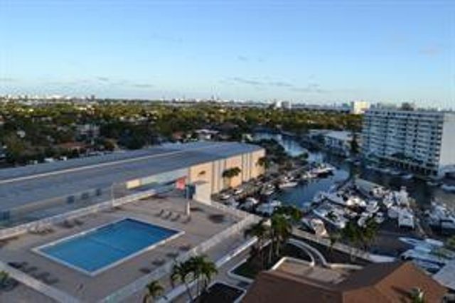 13499 Biscayne Boulevard 1106, North Miami, FL 33181