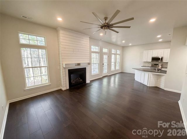 12014 Cheviott Hill Lane, Charlotte, NC 28213