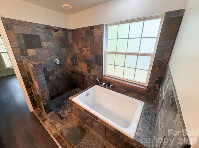 12014 Cheviott Hill Lane, Charlotte, NC 28213