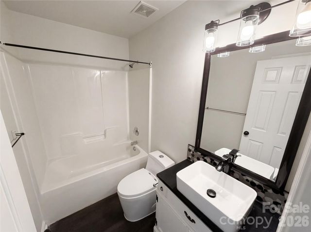 12014 Cheviott Hill Lane, Charlotte, NC 28213