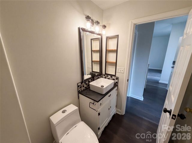 12014 Cheviott Hill Lane, Charlotte, NC 28213