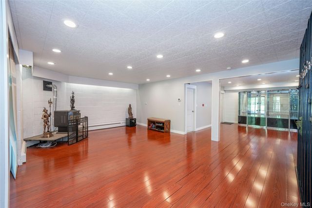 4 Half Mile Road, Armonk, NY 10504
