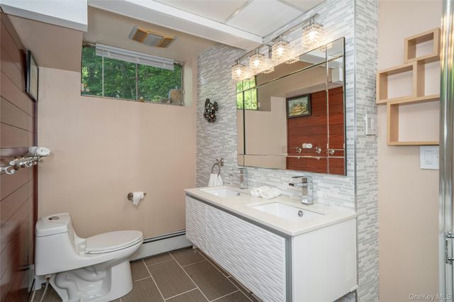4 Half Mile Road, Armonk, NY 10504