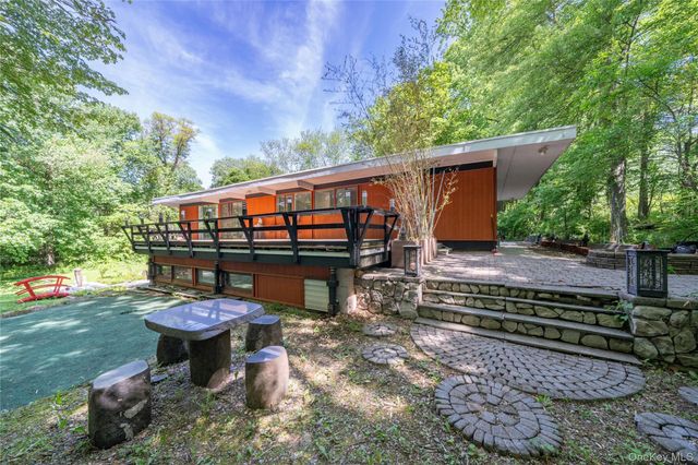 4 Half Mile Road, Armonk, NY 10504