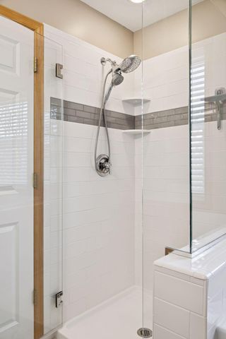 10756 Falling Water Lane B, Woodbury, MN 55129