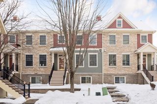 10756 Falling Water Lane B, Woodbury, MN 55129