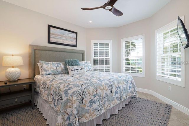 130 50TH STREET, Holmes Beach, FL 34217