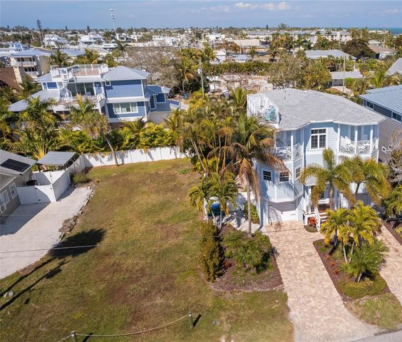 130 50TH STREET, Holmes Beach, FL 34217