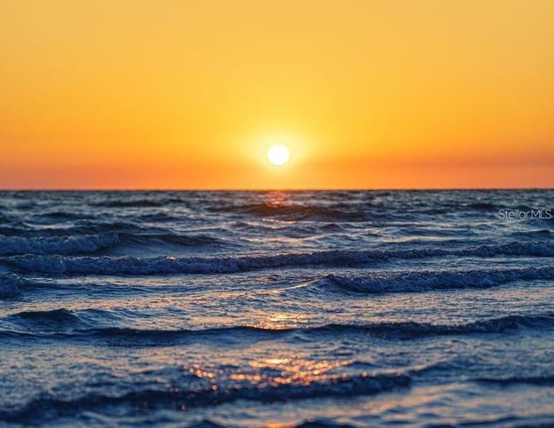 130 50TH STREET, Holmes Beach, FL 34217