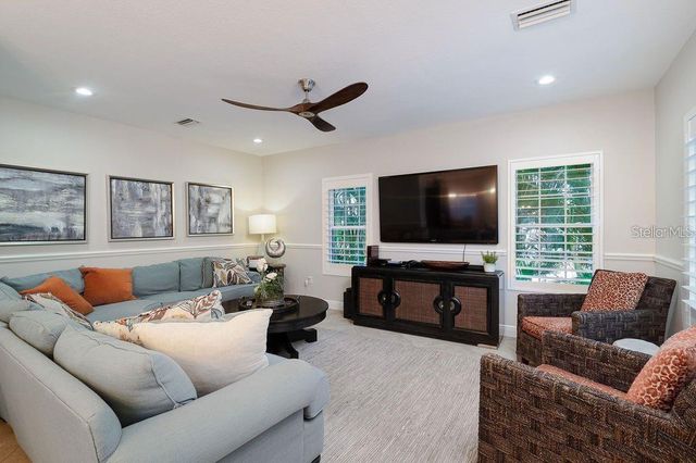 130 50TH STREET, Holmes Beach, FL 34217