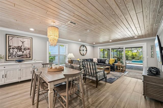 810 PLYMOUTH STREET, Sarasota, FL 34242