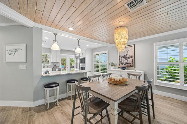 810 PLYMOUTH STREET, Sarasota, FL 34242