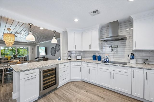 810 PLYMOUTH STREET, Sarasota, FL 34242