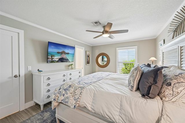 810 PLYMOUTH STREET, Sarasota, FL 34242