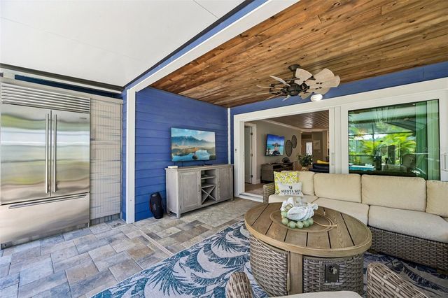810 PLYMOUTH STREET, Sarasota, FL 34242